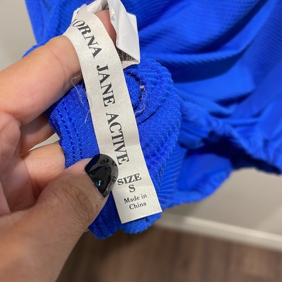 Lorna Jane Womens Workout top with built in bra S - Picture 7 of 7